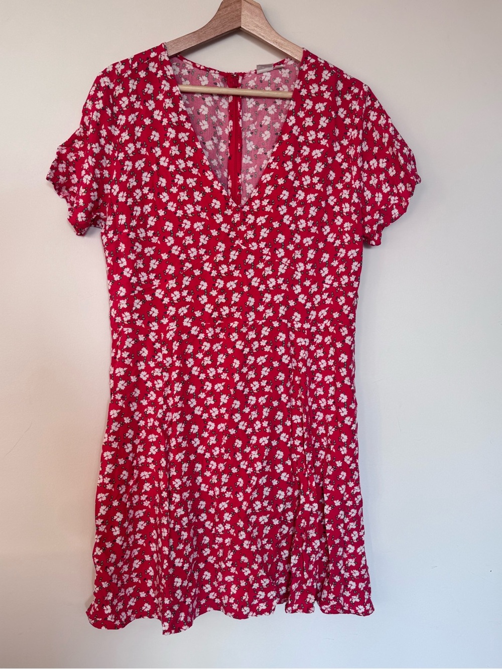 Gap Red Floral V-Neck Short Sleeve Women’s Mini Dress
